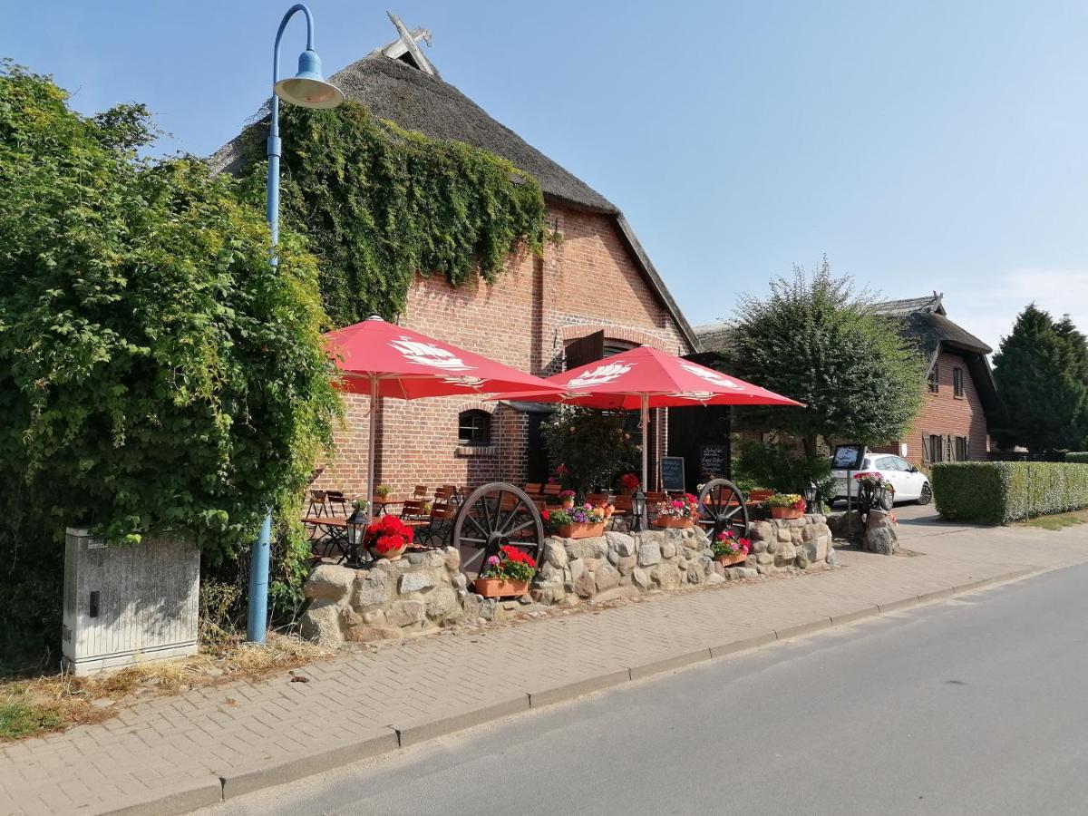 Gasthof-Ferienwohnungen-Kliesow'S Reuse Alt Reddevitz Exteriér fotografie
